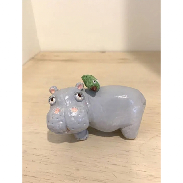 新同/作家 山口ゆう子張子紙人形作家 鳥とカバ 小さい置物可愛い♪Hippo① インテリア/住まい/日用品のインテリア小物(置物)の商品写真