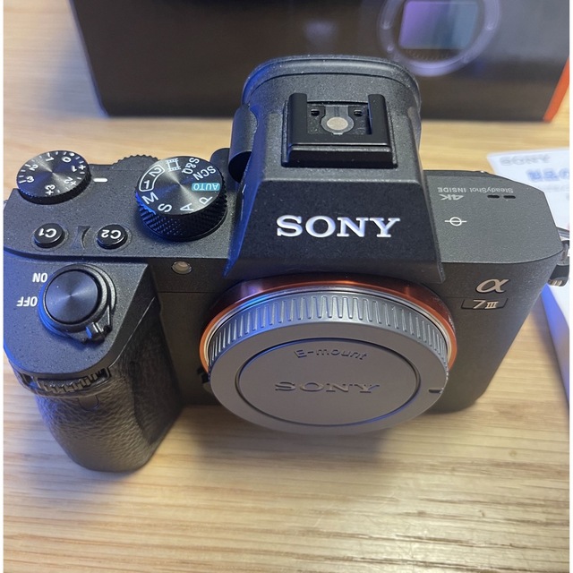 SONY(ソニー)のSONY α7 Ⅲ  ILCE−7M3 フルサイズミラーレス　純正バッテリー2個 スマホ/家電/カメラのカメラ(ミラーレス一眼)の商品写真