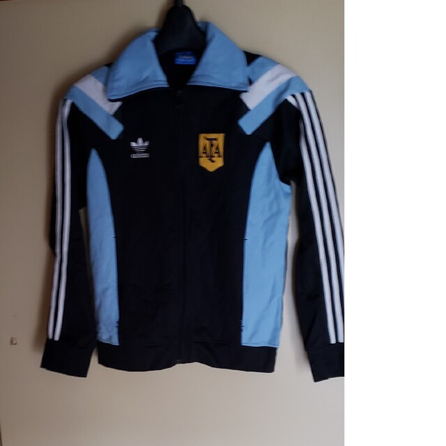 新品adidasアルゼンチン代表ユニフォームトラックトップLサイズ