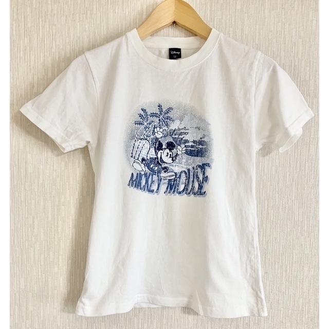 Disney(ディズニー)のMickey オールドミッキー　綿　ビンテージ調ホワイトTシャツ　レディース レディースのトップス(Tシャツ(半袖/袖なし))の商品写真