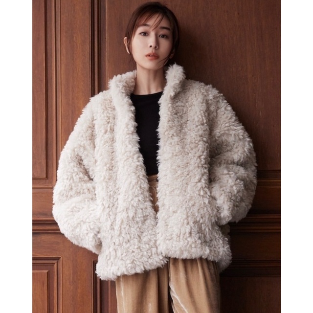 新品未使用】CLANE×田中みな実 CURL FUR SHORT COAT-