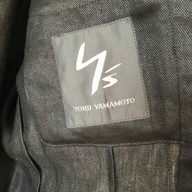 Yohji Yamamoto(ヨウジヤマモト)のSALE! YOHJI YAMAOTO メンズ黒ジャケット メンズのジャケット/アウター(ブルゾン)の商品写真