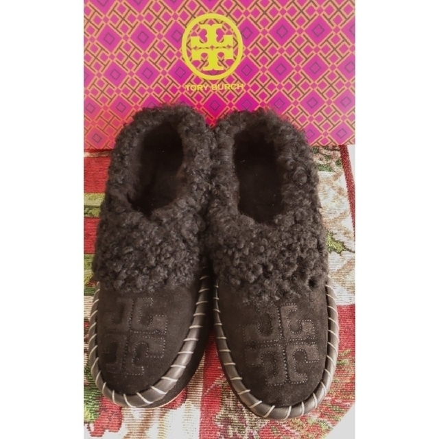 Tory Burch(トリーバーチ)のTory Burch  モコモコ ショートブーツ レディースの靴/シューズ(ブーティ)の商品写真