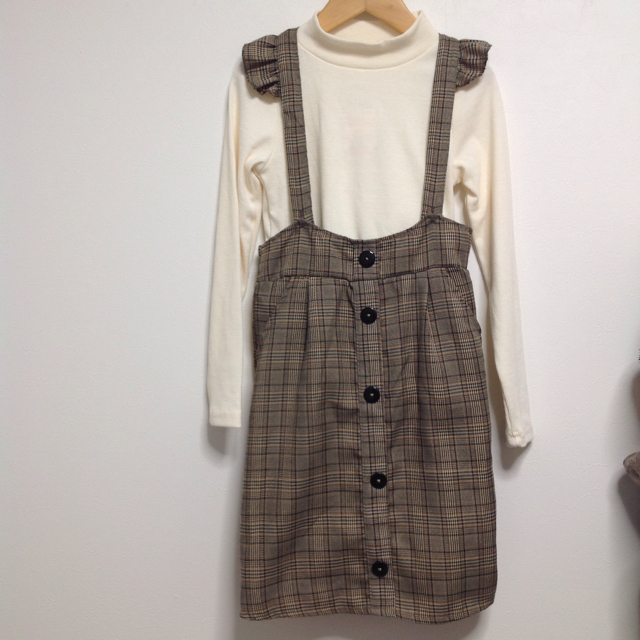 ワンピース130 カットソー130 2点セット キッズ/ベビー/マタニティのキッズ服女の子用(90cm~)(ワンピース)の商品写真