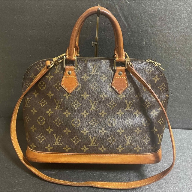 LOUIS VUITTON(ルイヴィトン)のルイヴィトン アルマ ショルダーストラップ付 モノグラム　バッグ レディースのバッグ(ハンドバッグ)の商品写真