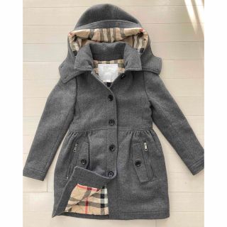 バーバリー(BURBERRY)の美品　バーバリー　8Y/128cm コート(コート)