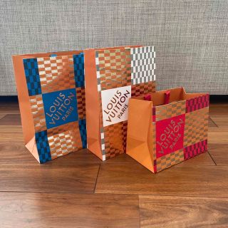 ルイヴィトン(LOUIS VUITTON)のルイヴィトン　ホリデー限定ショッパー　(ショップ袋)