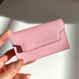 ganadradio.com - 17550円 マルニ Marni 未使用 財布 ラウンドジップ ...