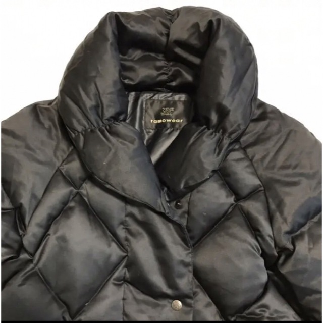 ramowear オンワード樫山　ショールカラーダウンコート　黒　ゆったり大きめ レディースのジャケット/アウター(ダウンコート)の商品写真