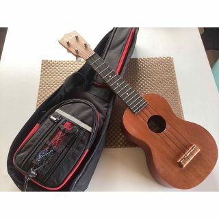 FAMOUZ - Famous FU-120 ソプラノウクレレ 安心のMade in Japanの通販 ...