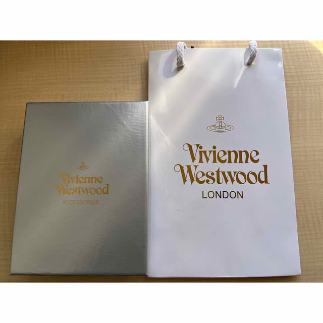 SALE中????【新品】Vivienne Westwood 三つ折り財布