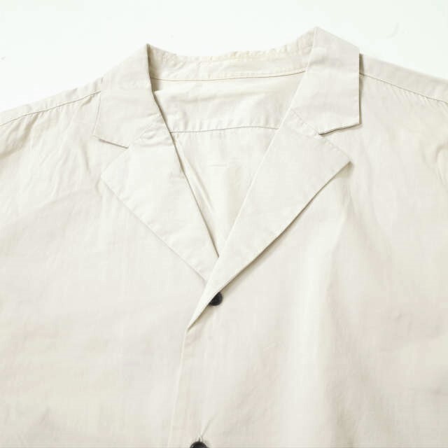 an(アン)のun/unbient アン 日本製 TAILORED COLLAR SHIRT テーラードカラーシャツ UNSSH1118 2 ベージュ 長袖 開襟 オープンカラー トップス【中古】【un/unbient】 メンズのトップス(シャツ)の商品写真