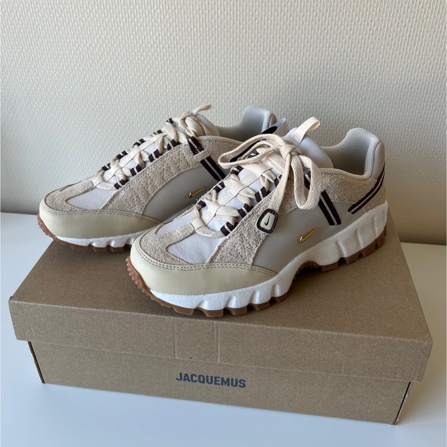 新品未使用 NIKE x Jacquemus スニーカー | gatavosim.lv