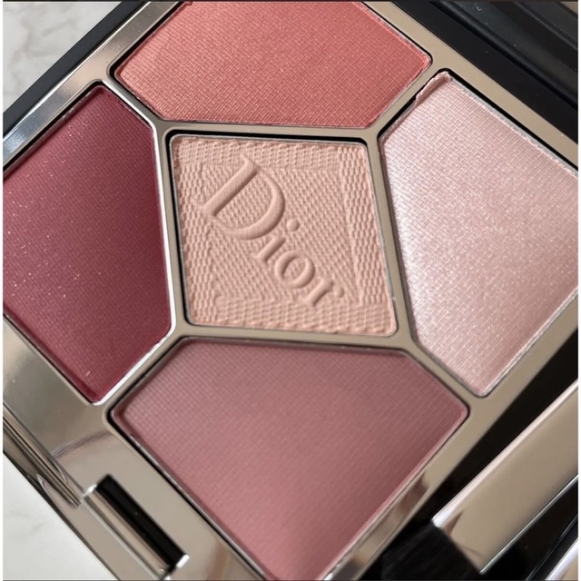 Dior アイシャドウ ピンク系