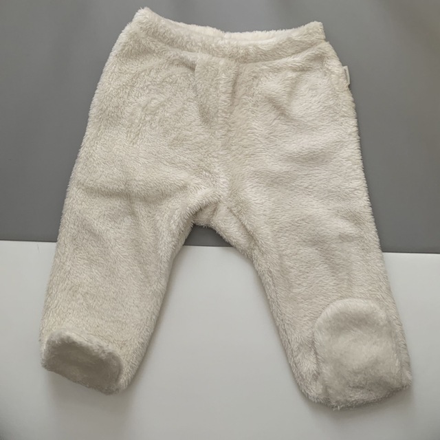 babyGAP(ベビーギャップ)のGAP 足付きボアパンツ キッズ/ベビー/マタニティのベビー服(~85cm)(パンツ)の商品写真