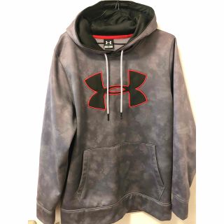 アンダーアーマー(UNDER ARMOUR)の【専用】アンダーアーマー　ビックロゴフリースフーディーパーカー(パーカー)