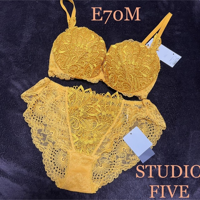 至上 ワコール スタディオファイブ 43グループ ブラ F65 ソング M WH