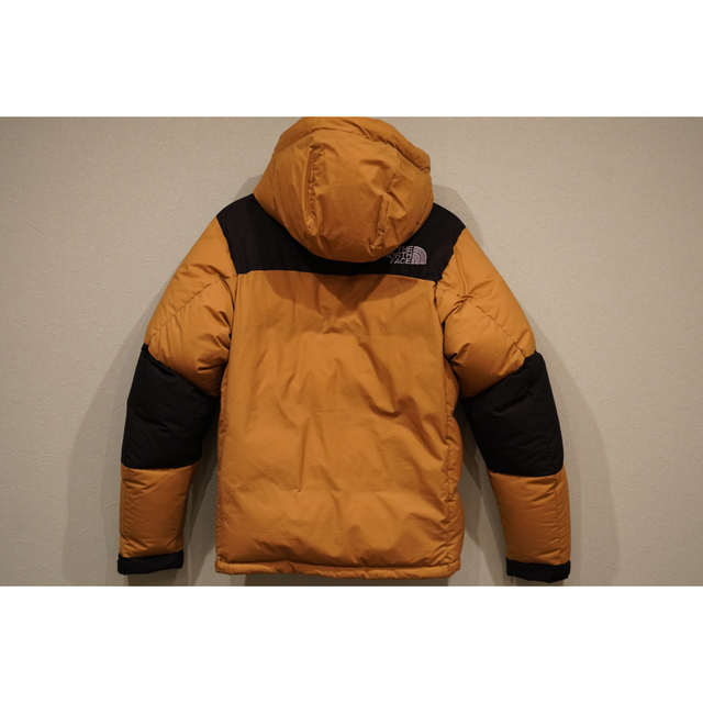 THE NORTH FACE(ザノースフェイス)のTHE NORTH FACE   バルトロライトジャケット　ブリティッシュカーキ メンズのジャケット/アウター(ダウンジャケット)の商品写真