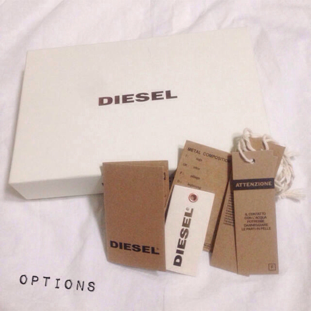 DIESEL(ディーゼル)の12/27-1/6は休業様お取り引き中 レディースのファッション小物(財布)の商品写真