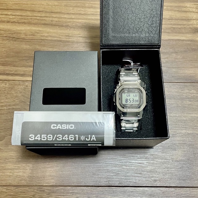 新品　G-SHOCK GMW-B5000D シルバー