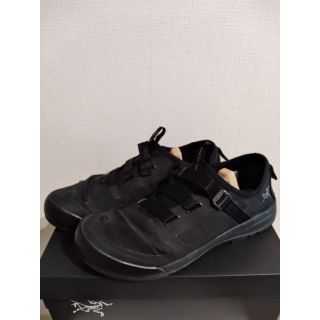 アークテリクス(ARC'TERYX)のArc'teryx arakys アプローチシューズ(スニーカー)