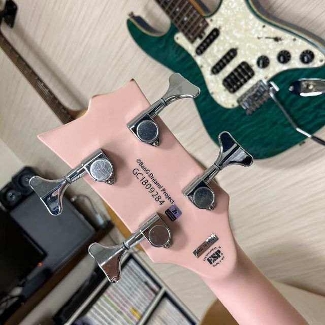 ESP(イーエスピー)の【4138】 バンドリ × ESP 牛込りみ モデル ベース ヴァイパー 楽器のベース(エレキベース)の商品写真