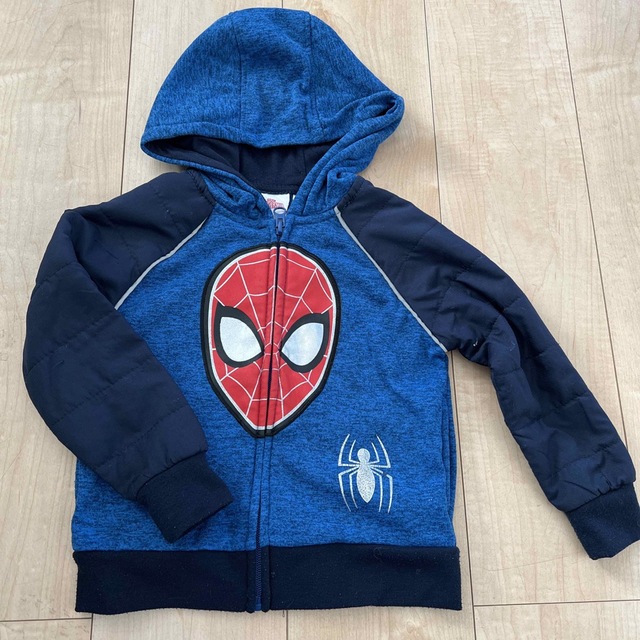 MARVEL(マーベル)のスパイダーマン　ジャンバー　3Ｔ　100 キッズ/ベビー/マタニティのキッズ服男の子用(90cm~)(ジャケット/上着)の商品写真