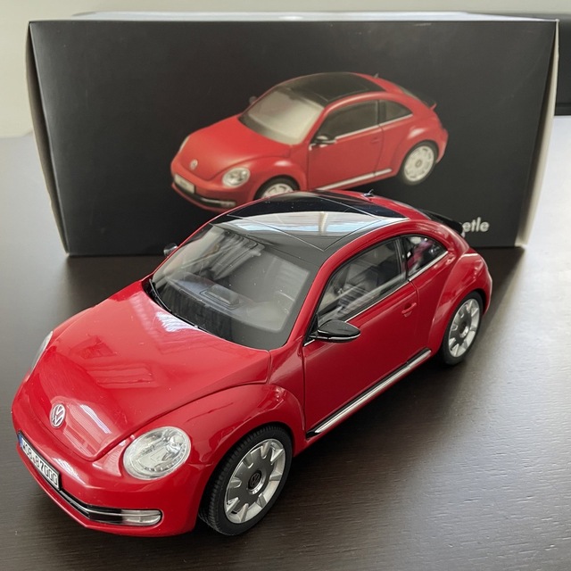 ＶＷ　The Beetle 1/18 ミニカー118