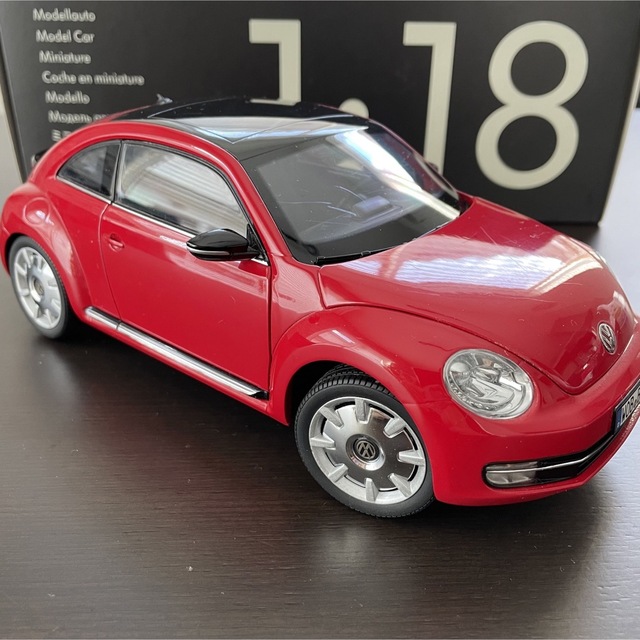 ＶＷ　The Beetle 1/18 ミニカー118