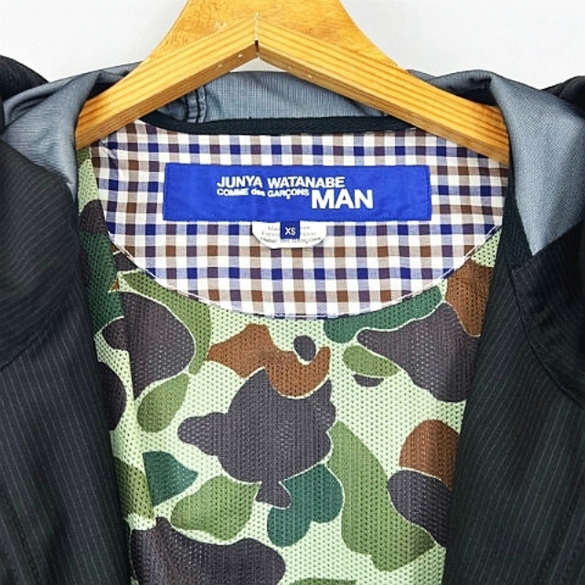 JUNYA WATANABE MAN(ジュンヤワタナベマン)の JUNYA WATANABE MAN ストライプ マウンテンジャケット XS メンズのジャケット/アウター(その他)の商品写真
