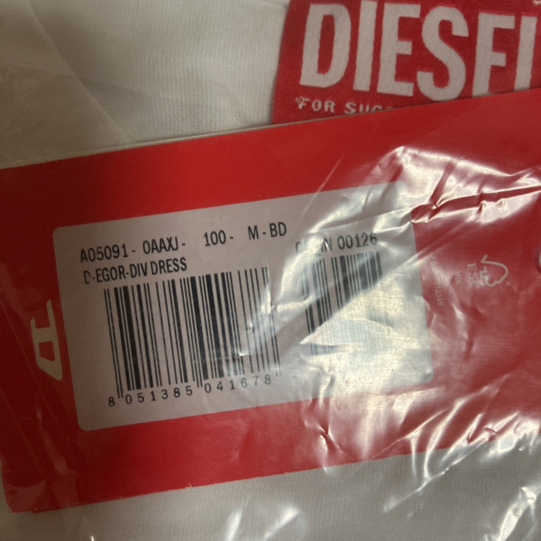 洗練されたデザイン DIESEL ワンピース D-EGOR-DIV ホワイト M | www