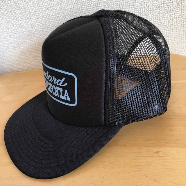 STANDARD CALIFORNIA(スタンダードカリフォルニア)のスタンダードカリフォルニア　スタカリ　キャップ　黒 メンズの帽子(キャップ)の商品写真