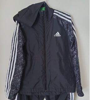 アディダス(adidas)の☆アディダス　ウィンドブレーカー上下140  ☆(その他)