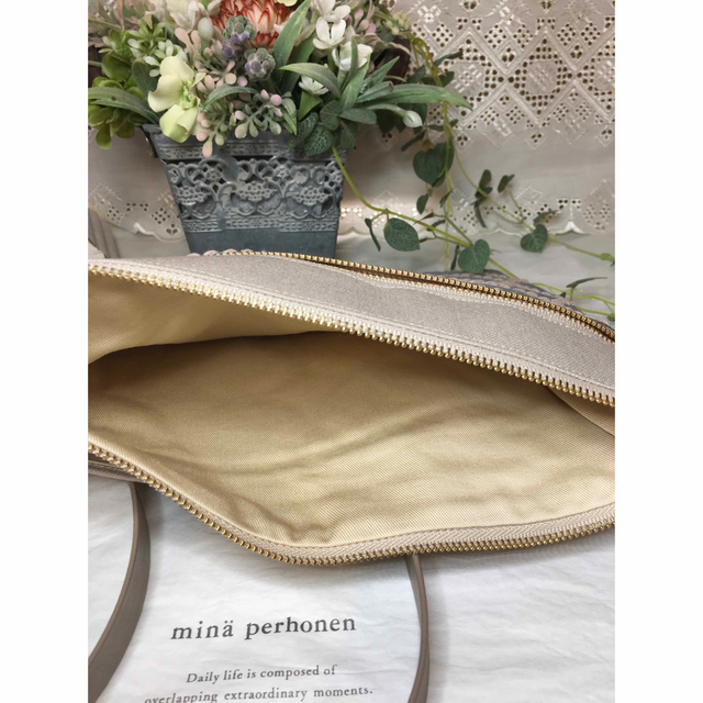 mina perhonen(ミナペルホネン)のミナペルホネン　タンバリン　サコッシュ　ショルダーバック ハンドメイドのファッション小物(バッグ)の商品写真