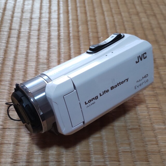 JVC Everio(エブリオ) GZ-F117-W(ビデオカメラ本体のみ)2016年製寸法