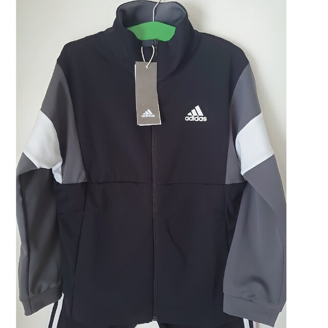 adidas(アディダス)の☆アディダス　ジャージ上下140  未使用品☆ キッズ/ベビー/マタニティのキッズ服男の子用(90cm~)(その他)の商品写真