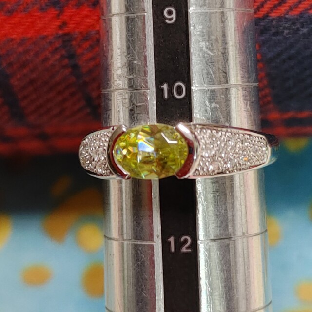 おまけ付】 新品、未使用 卸屋激選 照り最高 天然スフェーン 0.96ct