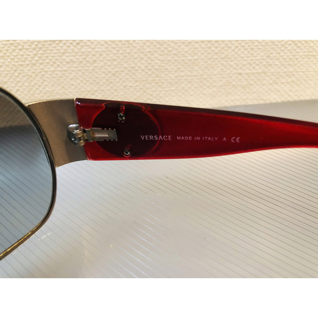 VERSACE(ヴェルサーチ)の値下げ！ヴェルサーチ ＶＥＲＳＡＣＥ　サングラス　メンズ　 メンズのファッション小物(サングラス/メガネ)の商品写真
