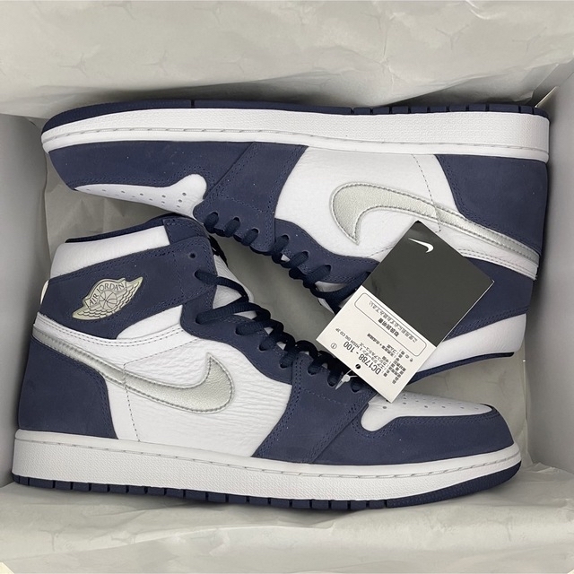 NIKE(ナイキ)の【新品タグ付:29cm】Air Jordan 1 “Midnight Navy” メンズの靴/シューズ(スニーカー)の商品写真