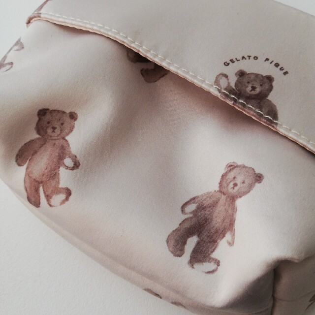 ☆SALE☆くまがかわいい♡大きめティッシュポーチ マルチポーチ - 財布