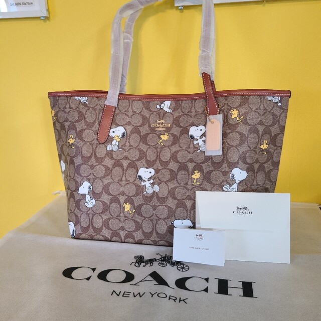 コーチ COACH 最新作 スヌーピー トートバッグ ウッドストック 新品 未