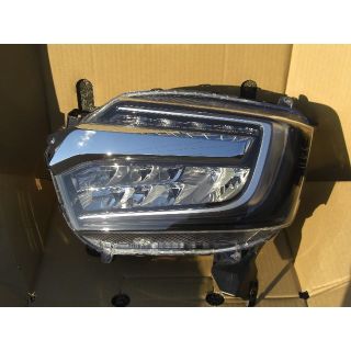 Honda N-BOX Custom 後期純正左LEDヘッドライト 程度良品(車種別パーツ)