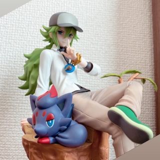 KOTOBUKIYA - ポケモンセンターオリジナル N&ゾロア フィギュア