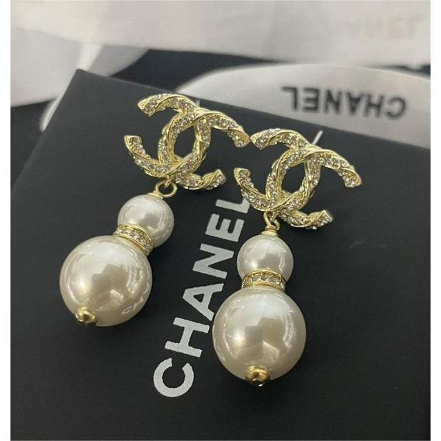 公式・特典付 大人気 CHANELシャネル21S ココマーク 5 パール ピアス
