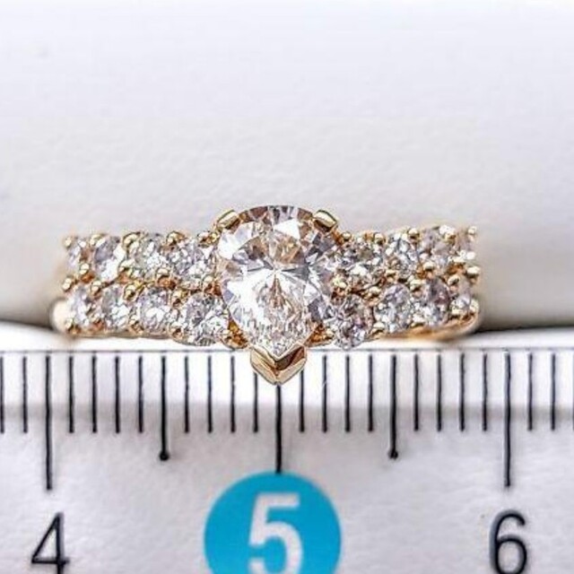 【ソーティング付】ペアシェイプダイヤモンド リング 0.575ct E SI1 レディースのアクセサリー(リング(指輪))の商品写真