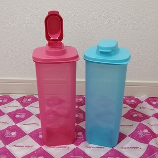 タッパーウェア ２LＳライン Ｇ２（２個）ピンク＆ブルー 出汁やドリンクの作り置(容器)