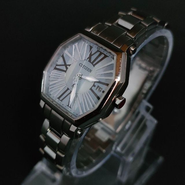 極美品【稼働品】CITIZEN シチズンXC H010 シルバー ソーラー電波