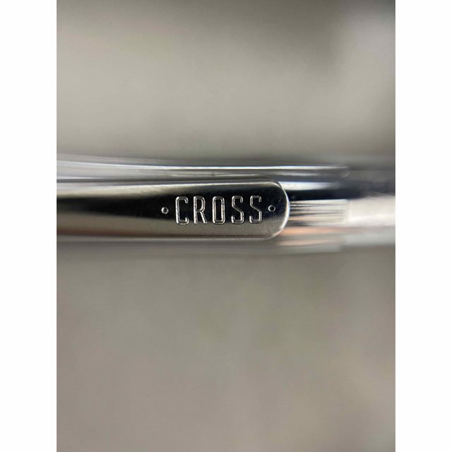 CROSS(クロス)のクロスボールペン　シルバー　 インテリア/住まい/日用品の文房具(ペン/マーカー)の商品写真