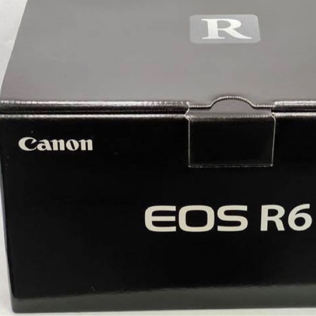 スマホ/家電/カメラCanon EOS R6 ボディ新品未使用