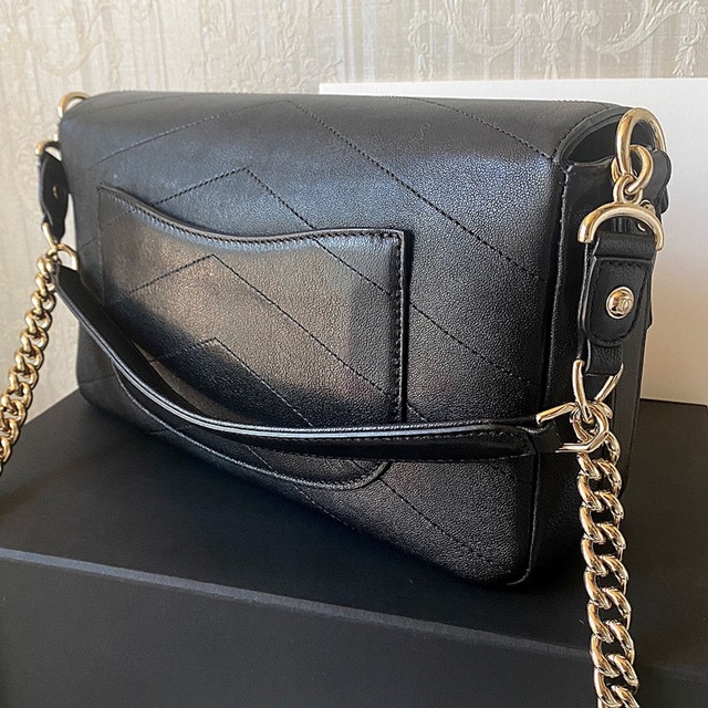 CHANEL(シャネル)の専用　極美　CHANEL 2way Vステッチ ターンロック　ショルダーバッグ　 レディースのバッグ(ショルダーバッグ)の商品写真